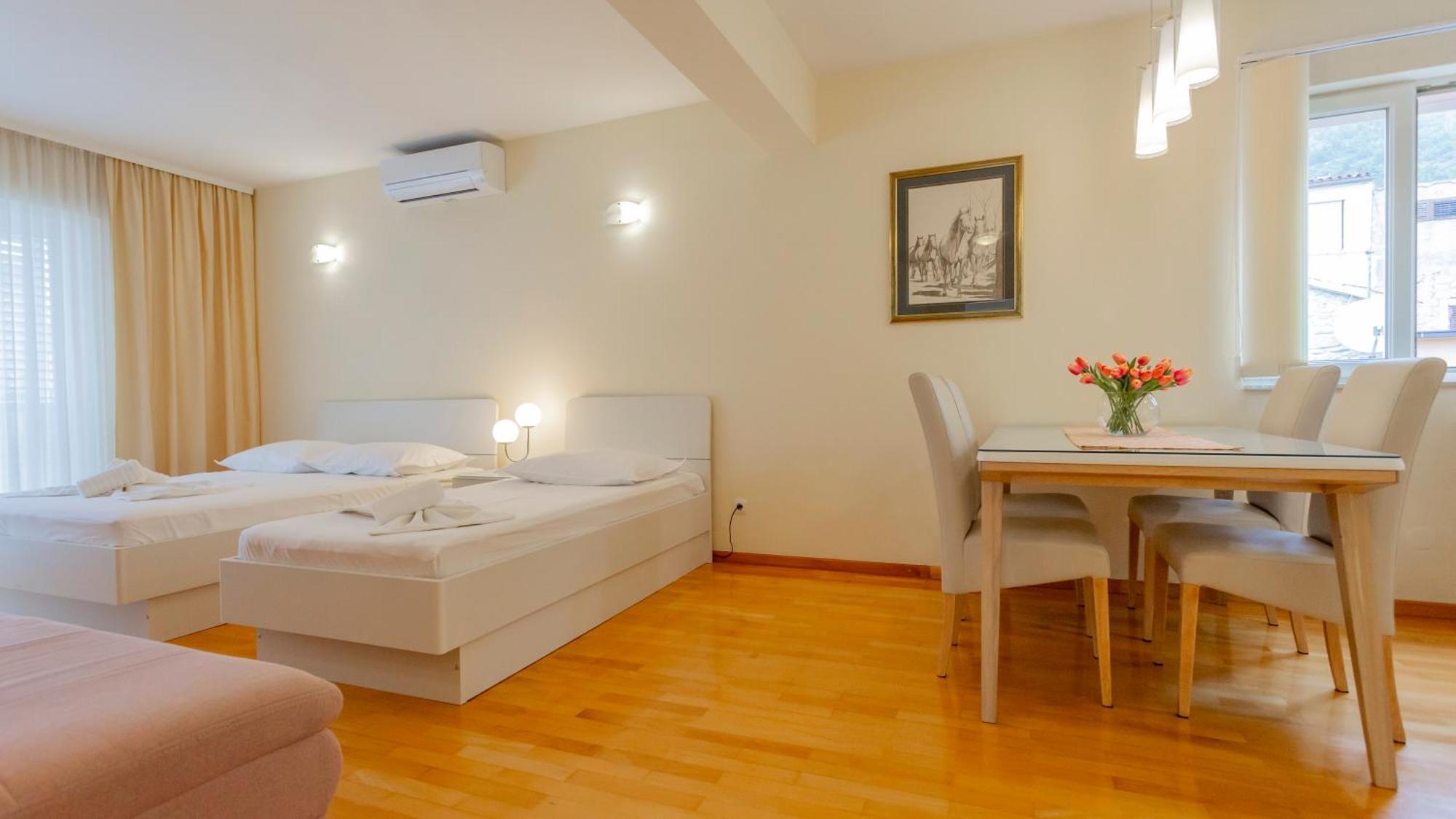 Baska Voda Apartments - Steps From The Beach, Free Parking, Central Location المظهر الخارجي الصورة