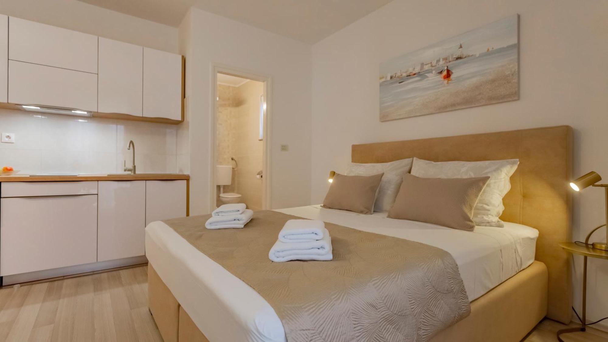 Baska Voda Apartments - Steps From The Beach, Free Parking, Central Location المظهر الخارجي الصورة