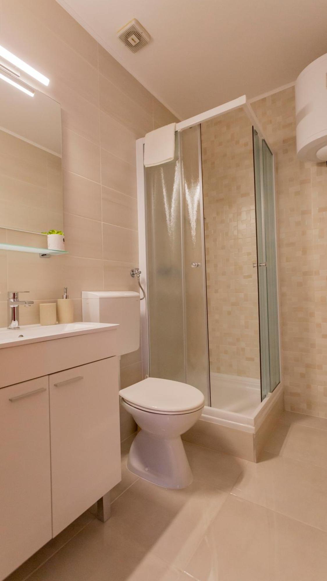 Baska Voda Apartments - Steps From The Beach, Free Parking, Central Location المظهر الخارجي الصورة