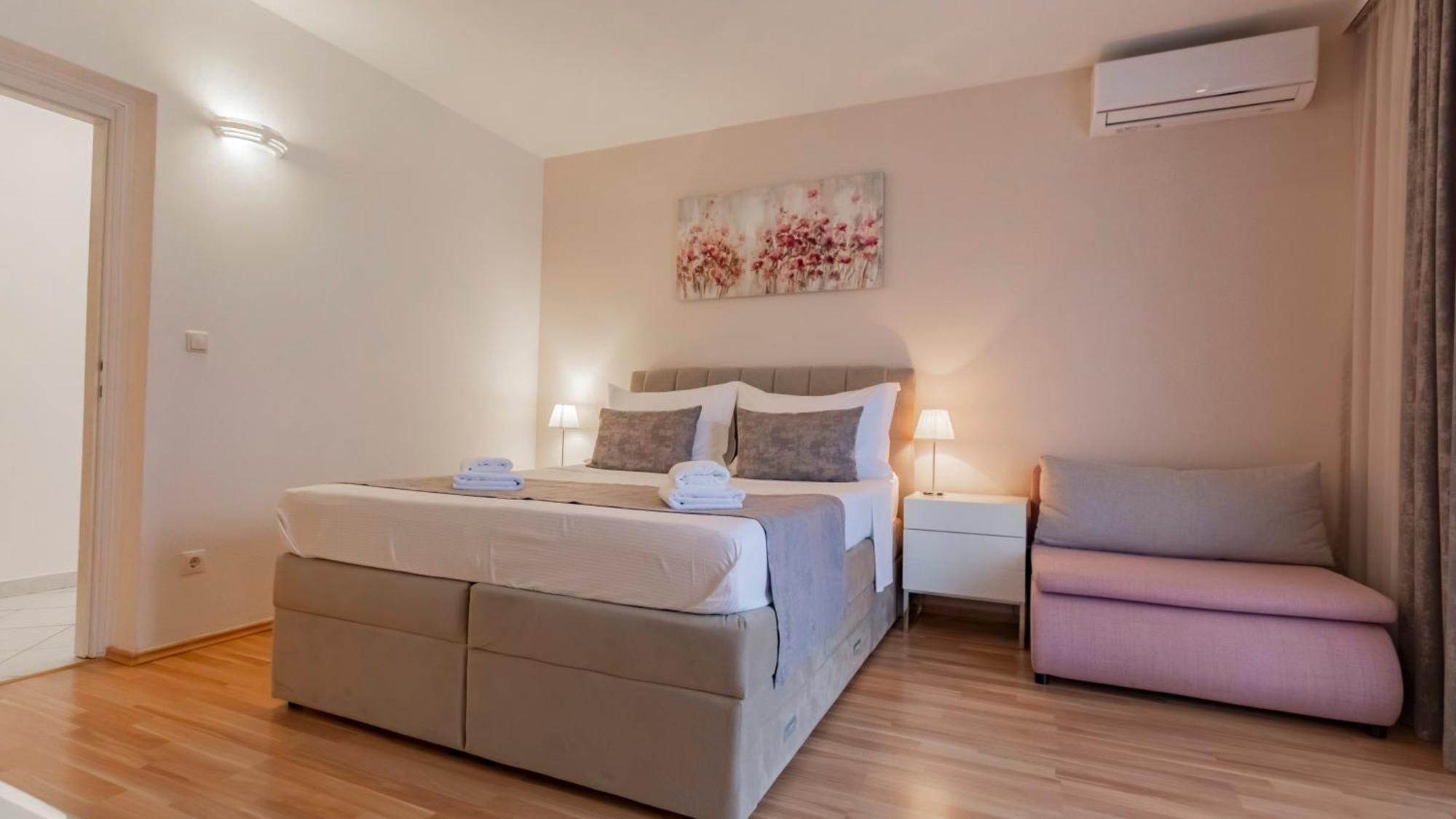Baska Voda Apartments - Steps From The Beach, Free Parking, Central Location المظهر الخارجي الصورة