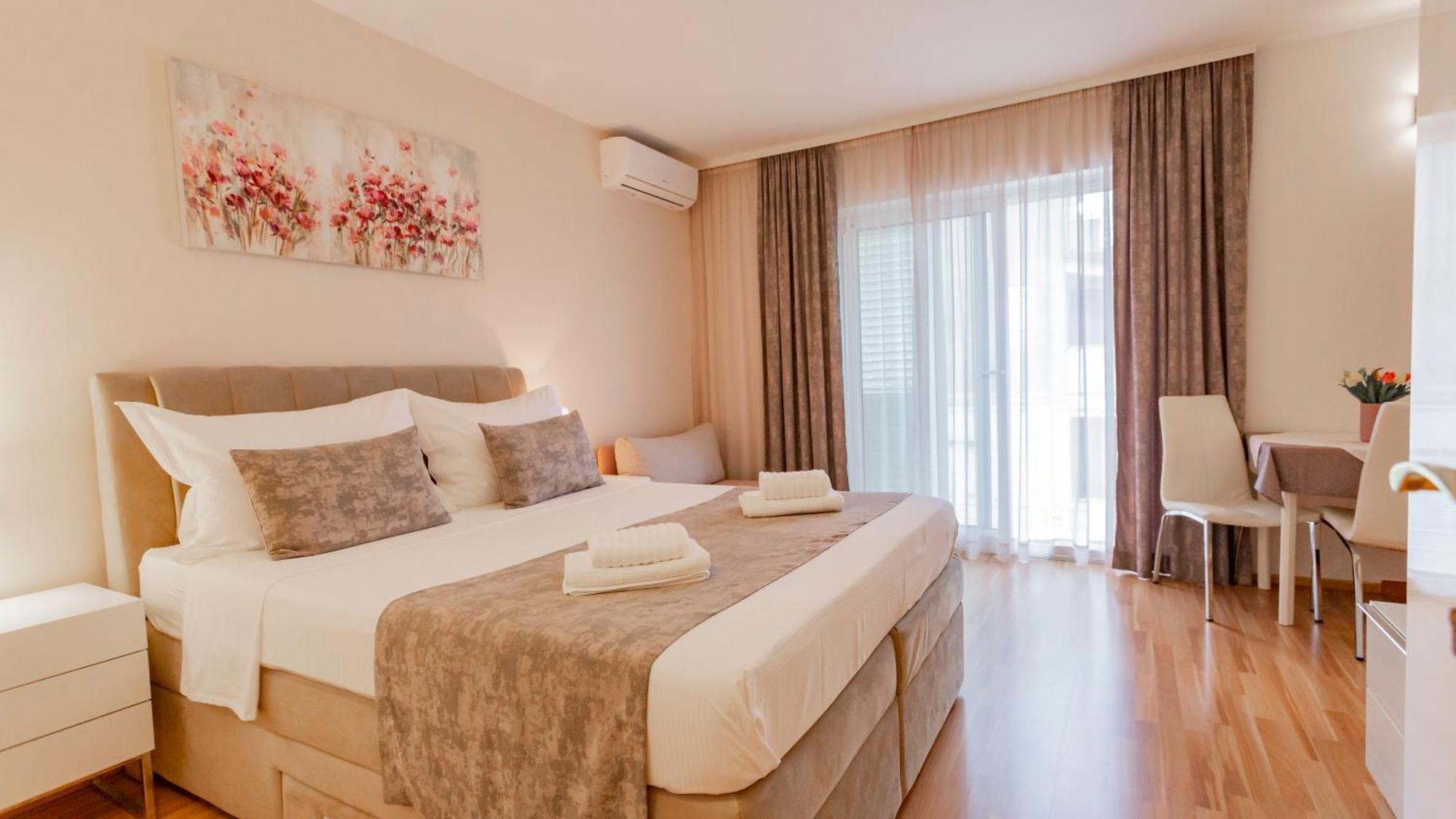 Baska Voda Apartments - Steps From The Beach, Free Parking, Central Location المظهر الخارجي الصورة
