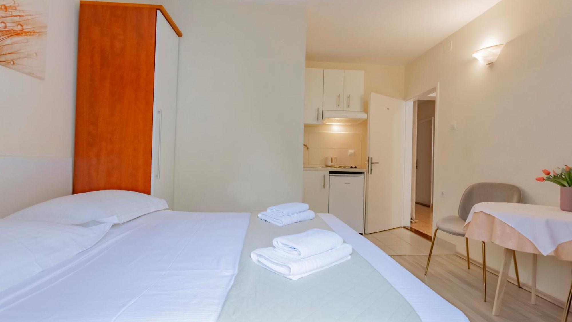 Baska Voda Apartments - Steps From The Beach, Free Parking, Central Location المظهر الخارجي الصورة