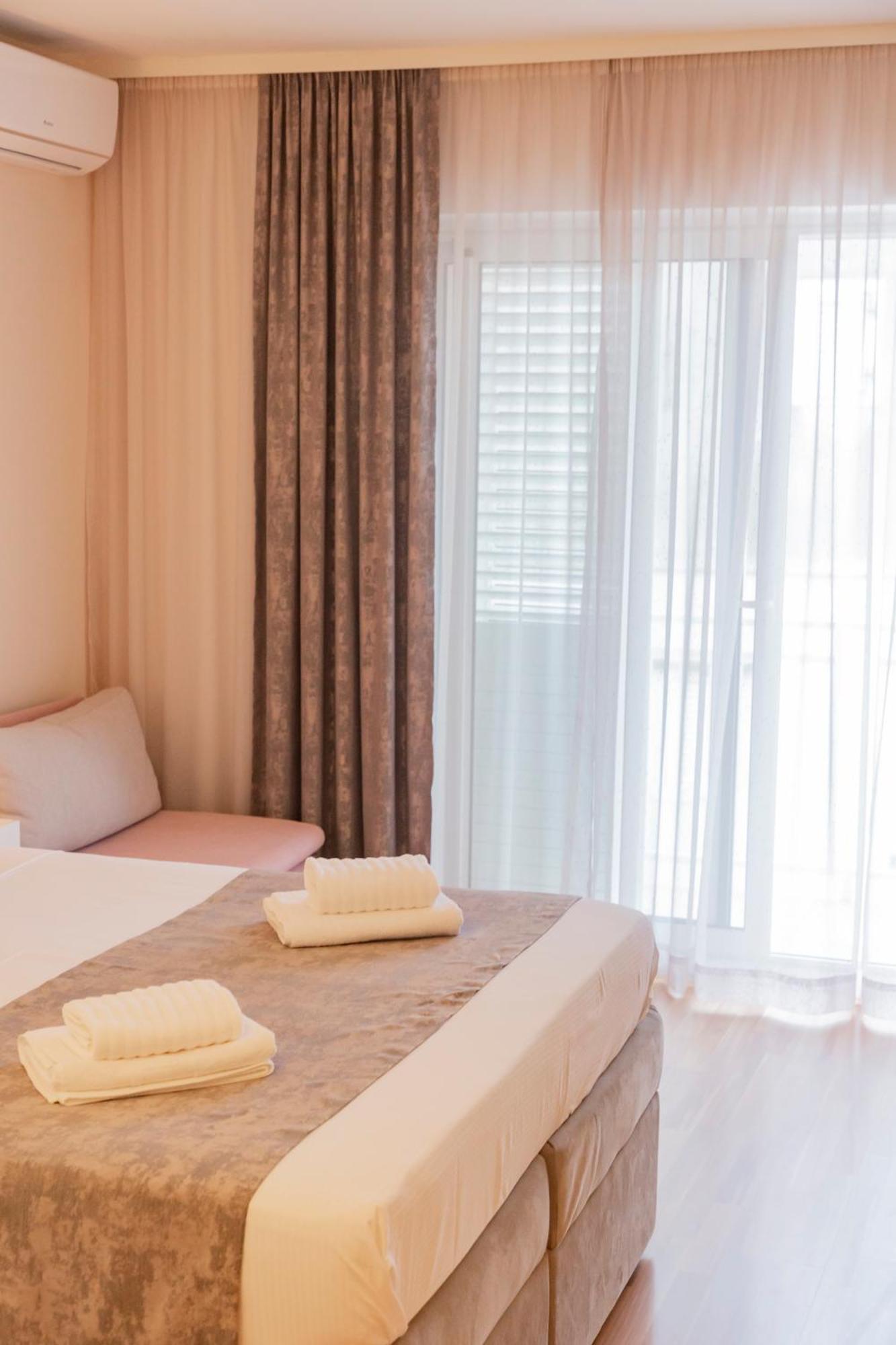 Baska Voda Apartments - Steps From The Beach, Free Parking, Central Location المظهر الخارجي الصورة