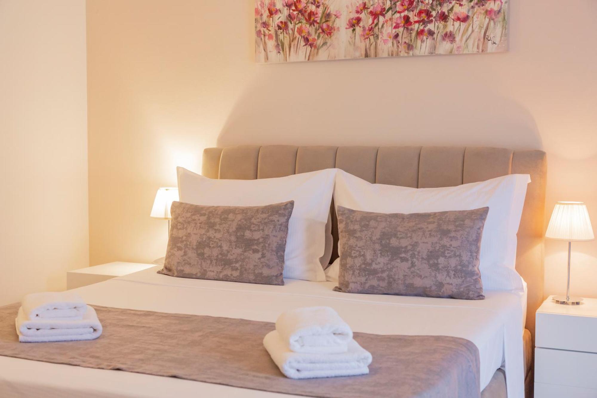 Baska Voda Apartments - Steps From The Beach, Free Parking, Central Location المظهر الخارجي الصورة