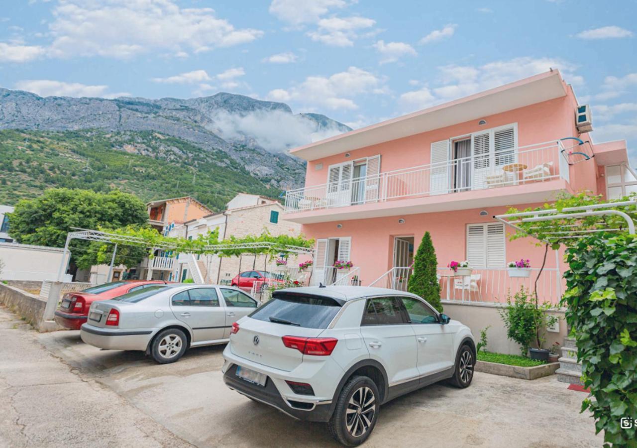 Baska Voda Apartments - Steps From The Beach, Free Parking, Central Location المظهر الخارجي الصورة