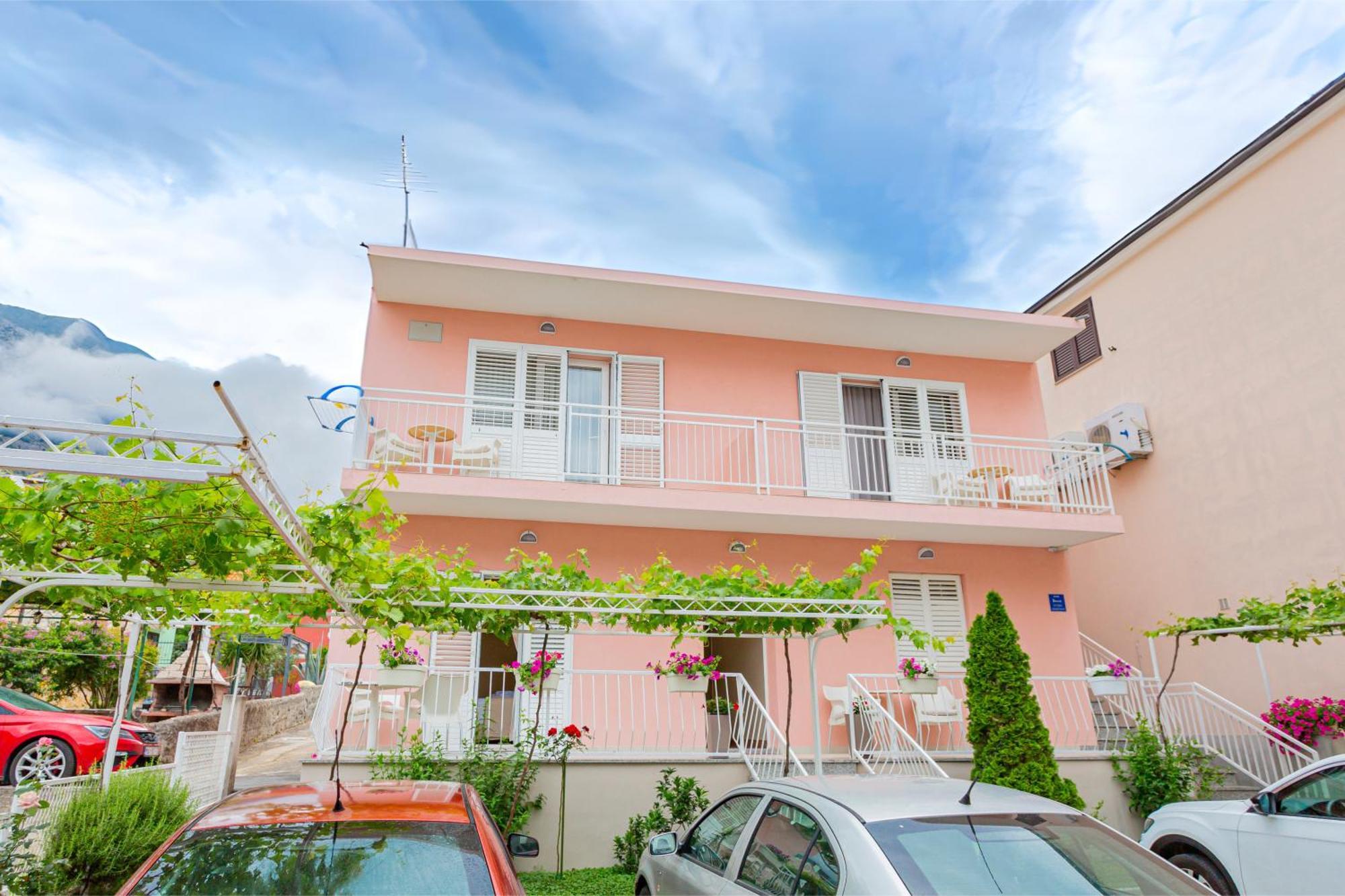 Baska Voda Apartments - Steps From The Beach, Free Parking, Central Location المظهر الخارجي الصورة